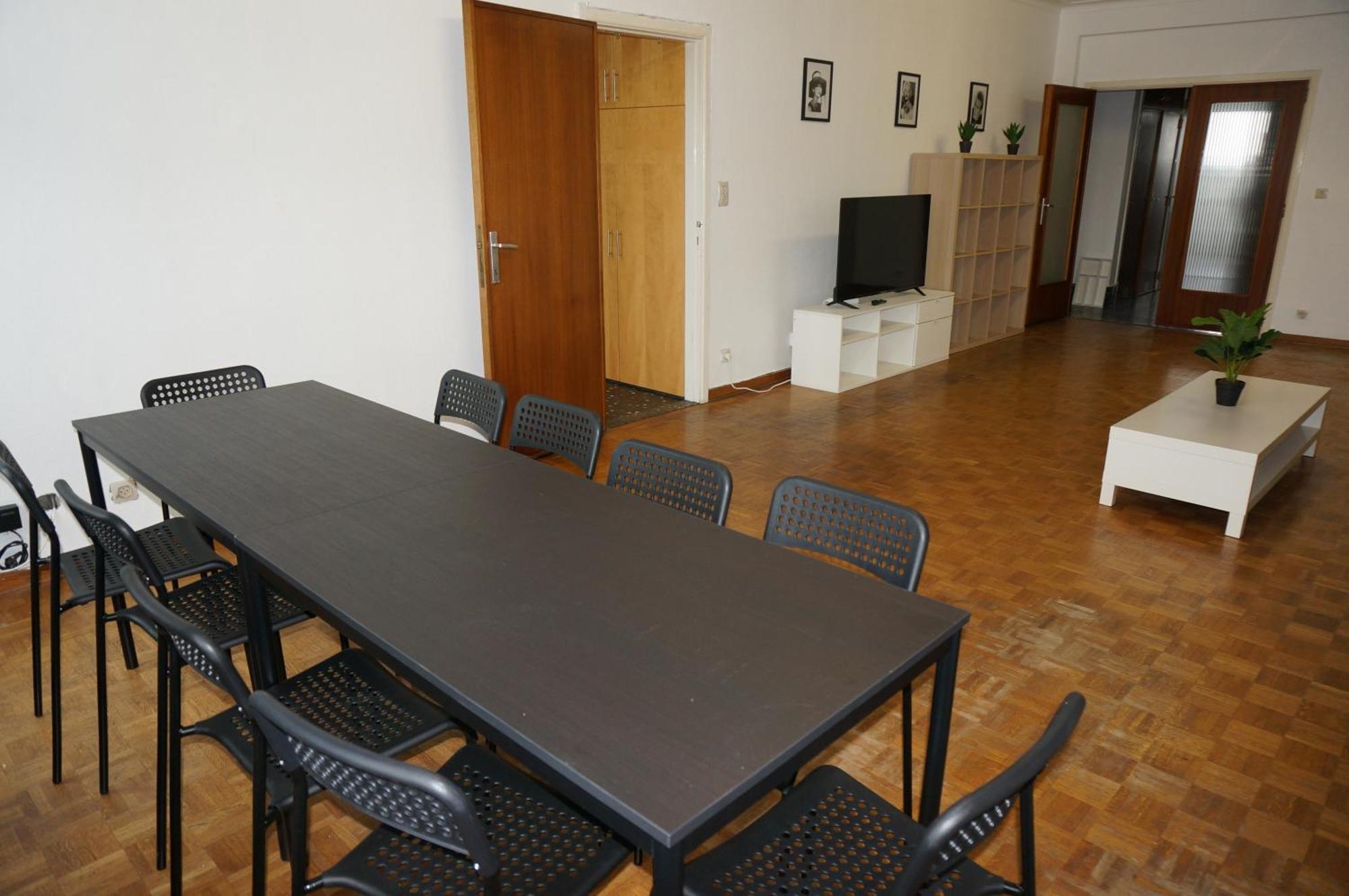 Belga Apartment 3 Bedrooms. แอนต์เวิร์ป ภายนอก รูปภาพ
